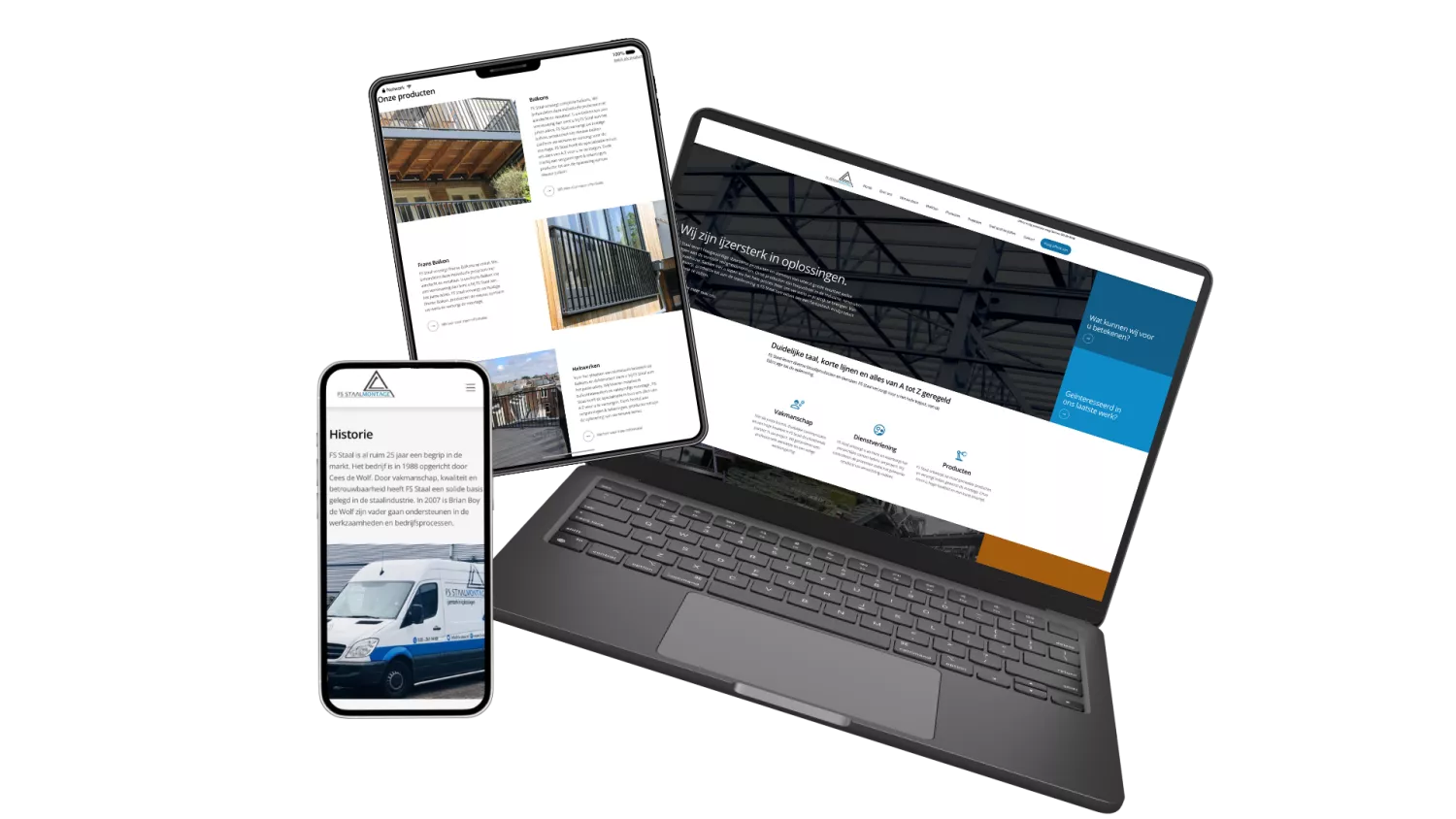 Een laptop, tablet en smartphone tonen de website van een staalbedrijf met informatie over producten, diensten en geschiedenis.