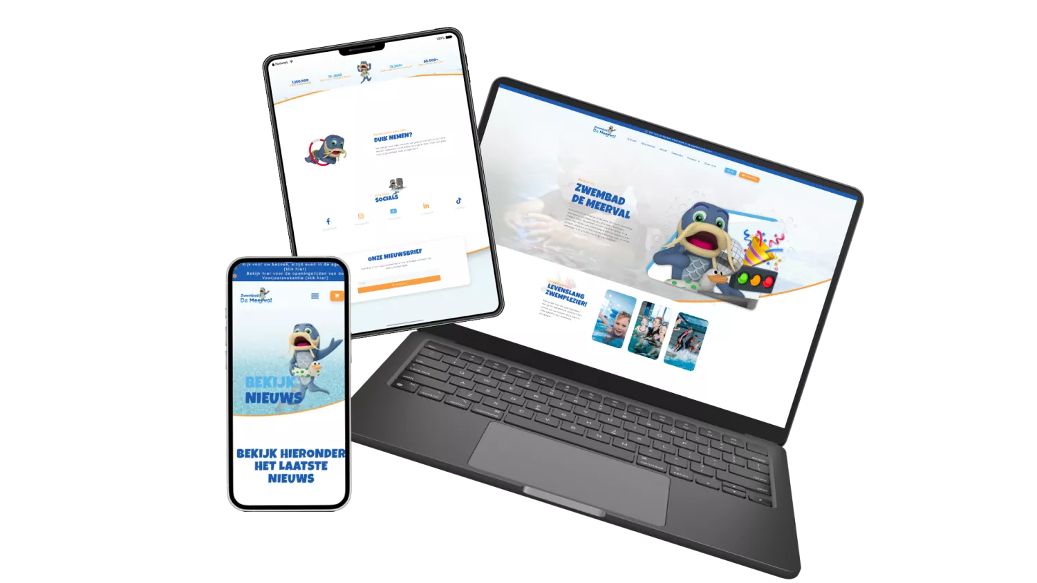 Website van Zwembad De Meeerval weergegeven op smartphone, tablet en laptop met een mascotte, sociale media-iconen en zwemafbeeldingen.